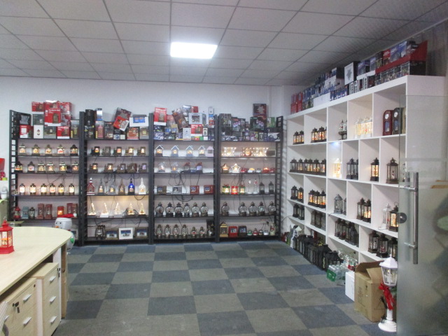 公司样品展厅1.JPG